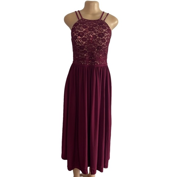 3/$30 🍂 R&M Richards Burgundy Midi Dress - Picture 2 of 9